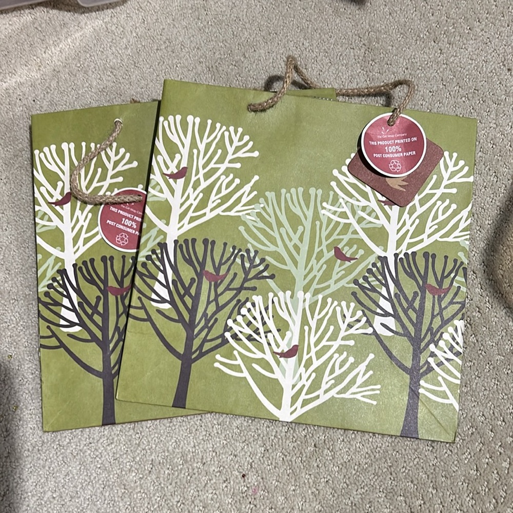 2 Save the Forrest Christmas Gift Bags & Tags